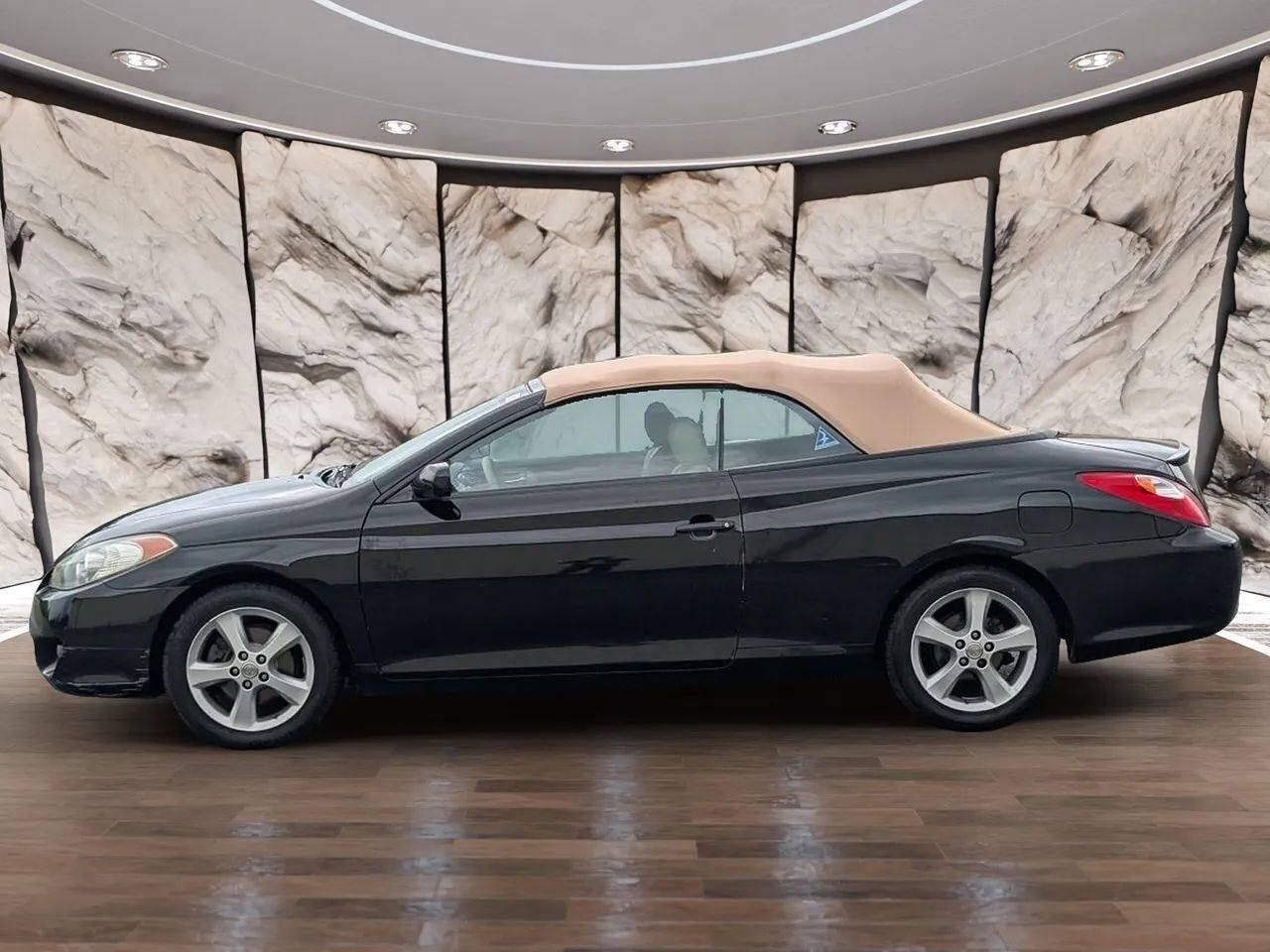Used 2006 Toyota Solara SE FWD image 4
