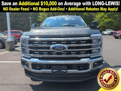 Used 2025 Ford F350 Lariat image 2