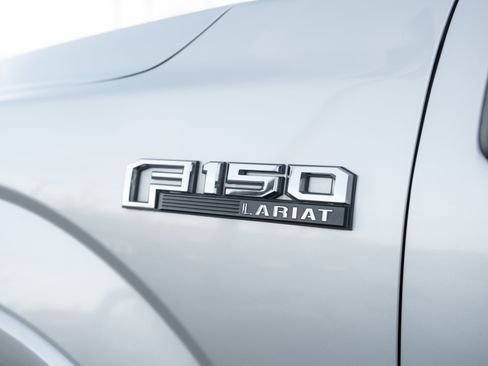 Used 2015 Ford F150 Lariat w/ Equipment Group 502A Luxury image 36