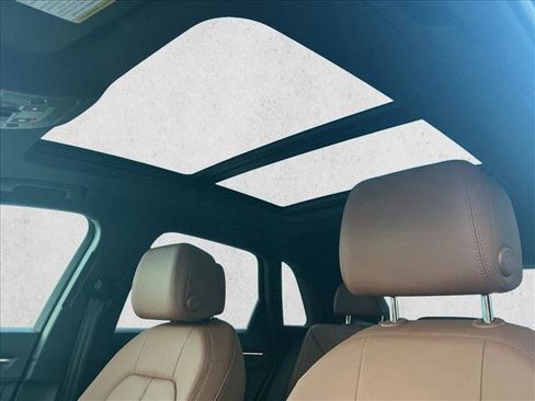 Used 2024 Audi Q3 2.0T Premium Plus image 11