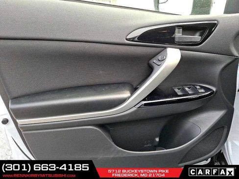 New 2025 Mitsubishi Eclipse Cross LE image 9