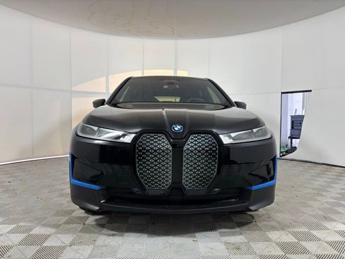 Used 2023 BMW iX xDrive50 w/ Premium Package image 2