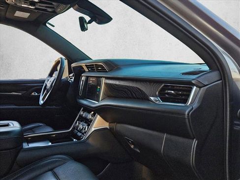 Used 2022 GMC Yukon Denali w/ Denali Ultimate Package image 23