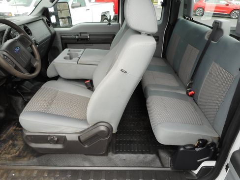 Used 2012 Ford F250 XL w/ PWR Equipment Group AWD/4WD image 15