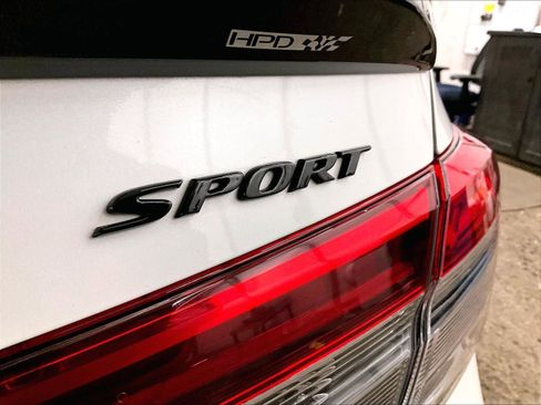 Used 2022 Honda Civic Sport image 13