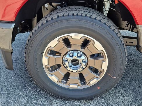 New 2026 Ford F250 King Ranch w/ FX4 Off-Road Package AWD/4WD image 17