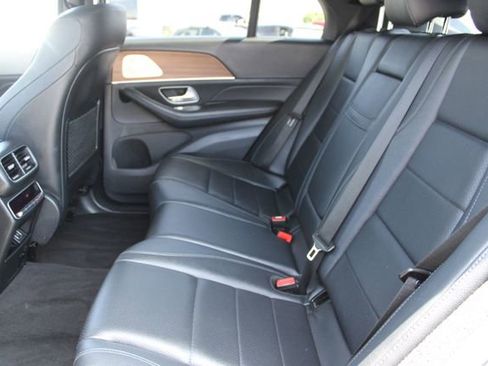 Used 2023 Mercedes-Benz GLE 450 4MATIC w/ AMG Line Exterior image 41