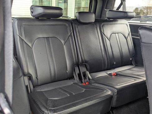 Used 2021 Ford Expedition Max Limited image 31