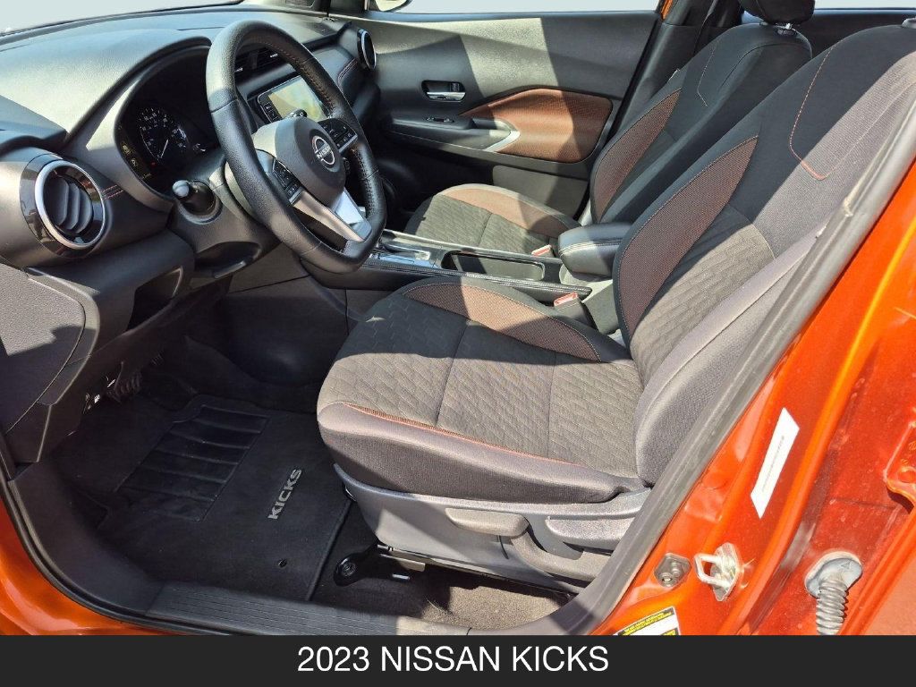Used 2023 Nissan Kicks SR FWD image 14