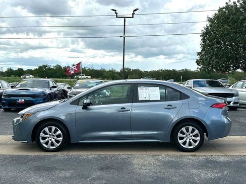 Used 2026 Toyota Corolla LE FWD image 12