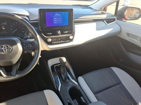 Certified 2023 Toyota Corolla LE image 12