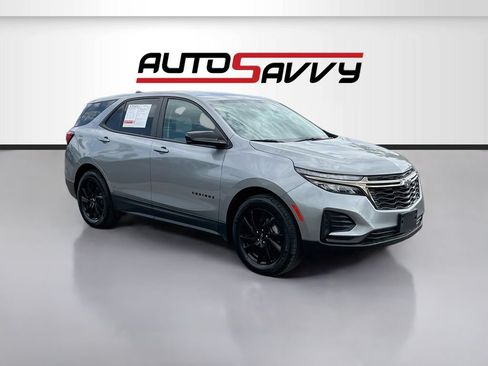 Used 2024 Chevrolet Equinox LS w/ LS Convenience Package FWD image 1