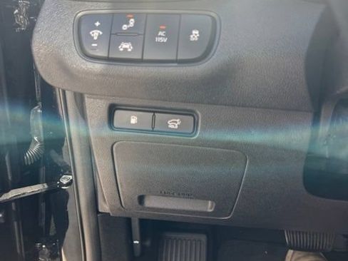 Used 2019 Kia Sorento EX w/ EX Touring Package AWD/4WD image 9