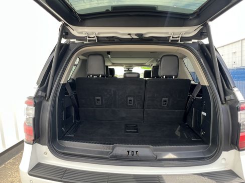 Used 2021 Ford Expedition Platinum AWD/4WD image 11