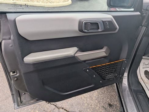 Used 2022 Ford Bronco Badlands image 14