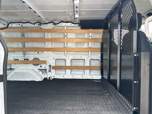 Used 2024 Ford Transit 250 Low Roof w/ Exterior Upgrade Package RWD image 16