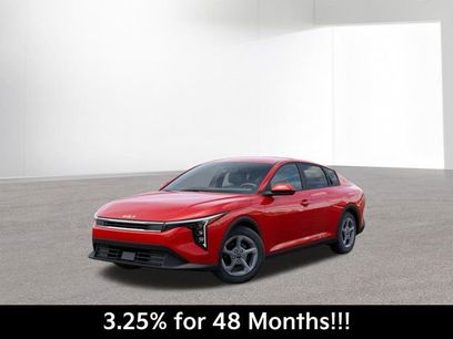 New 2025 Kia K4 LXS
