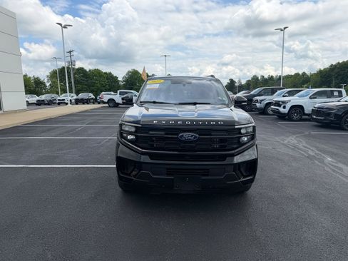 Certified 2025 Ford Expedition Max Active AWD/4WD image 3