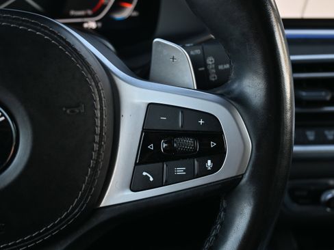 Used 2022 BMW X7 xDrive40i w/ M Sport Package image 32