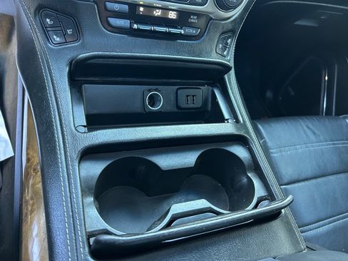 Used 2015 GMC Yukon Denali w/ Premium Package image 74