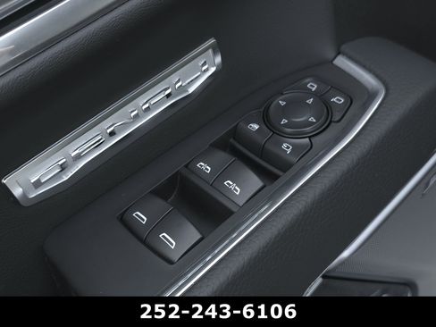 Used 2026 GMC Sierra 1500 Denali w/ Denali Reserve Package AWD/4WD image 29