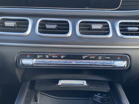 Used 2022 Mercedes-Benz GLE 350 4MATIC image 25