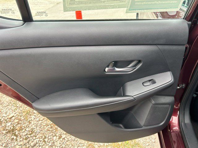 Used 2020 Nissan Sentra SV FWD image 15