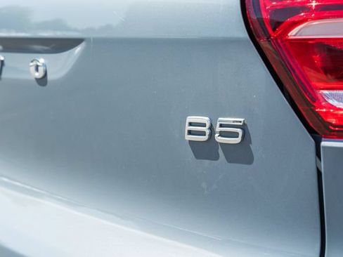 Certified 2023 Volvo XC40 B5 Plus w/ Climate Package AWD/4WD image 8