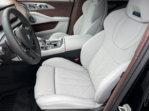 New 2026 BMW XM Label Red image 28