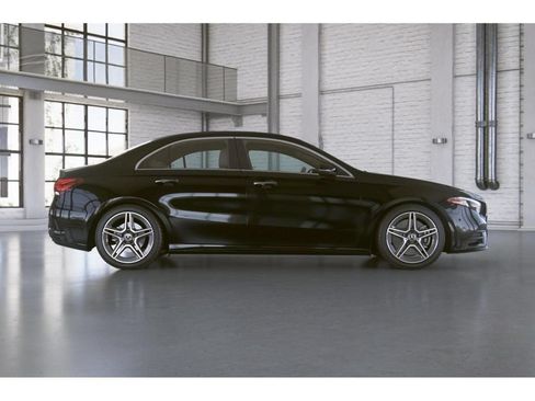 Used 2020 Mercedes-Benz A 220 4MATIC image 17