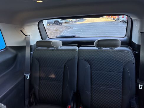 Used 2018 GMC Acadia SLE w/ LPO, Floor Liner Package image 13