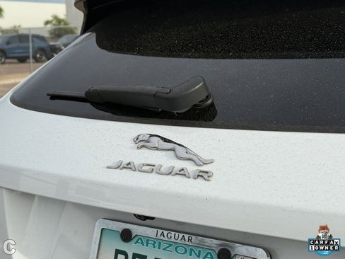 Used 2020 Jaguar F-PACE Prestige image 12