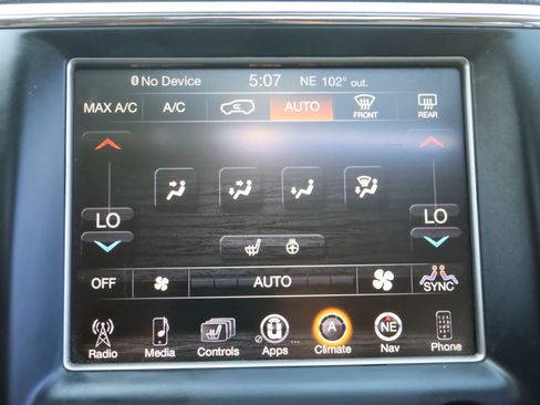 Used 2015 Jeep Grand Cherokee Limited w/ Trailer Tow Group IV RWD image 40