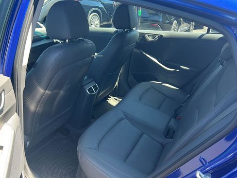 Used 2022 Hyundai Ioniq Limited FWD image 7