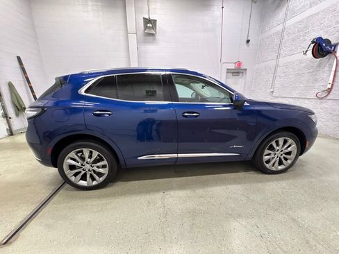 Used 2023 Buick Envision Avenir AWD/4WD image 3