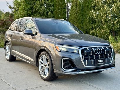 New 2025 Audi Q7 3.0T Premium Plus
