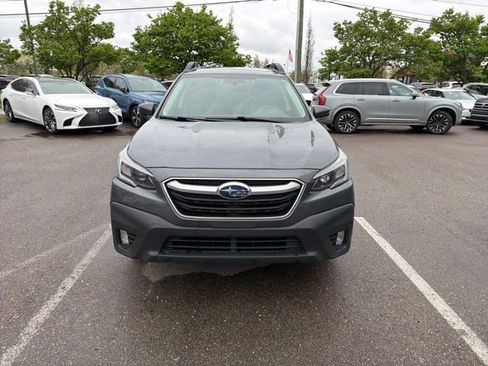 Used 2020 Subaru Outback Premium AWD/4WD image 2