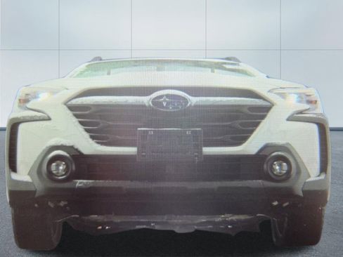 Used 2025 Subaru Outback Premium image 17
