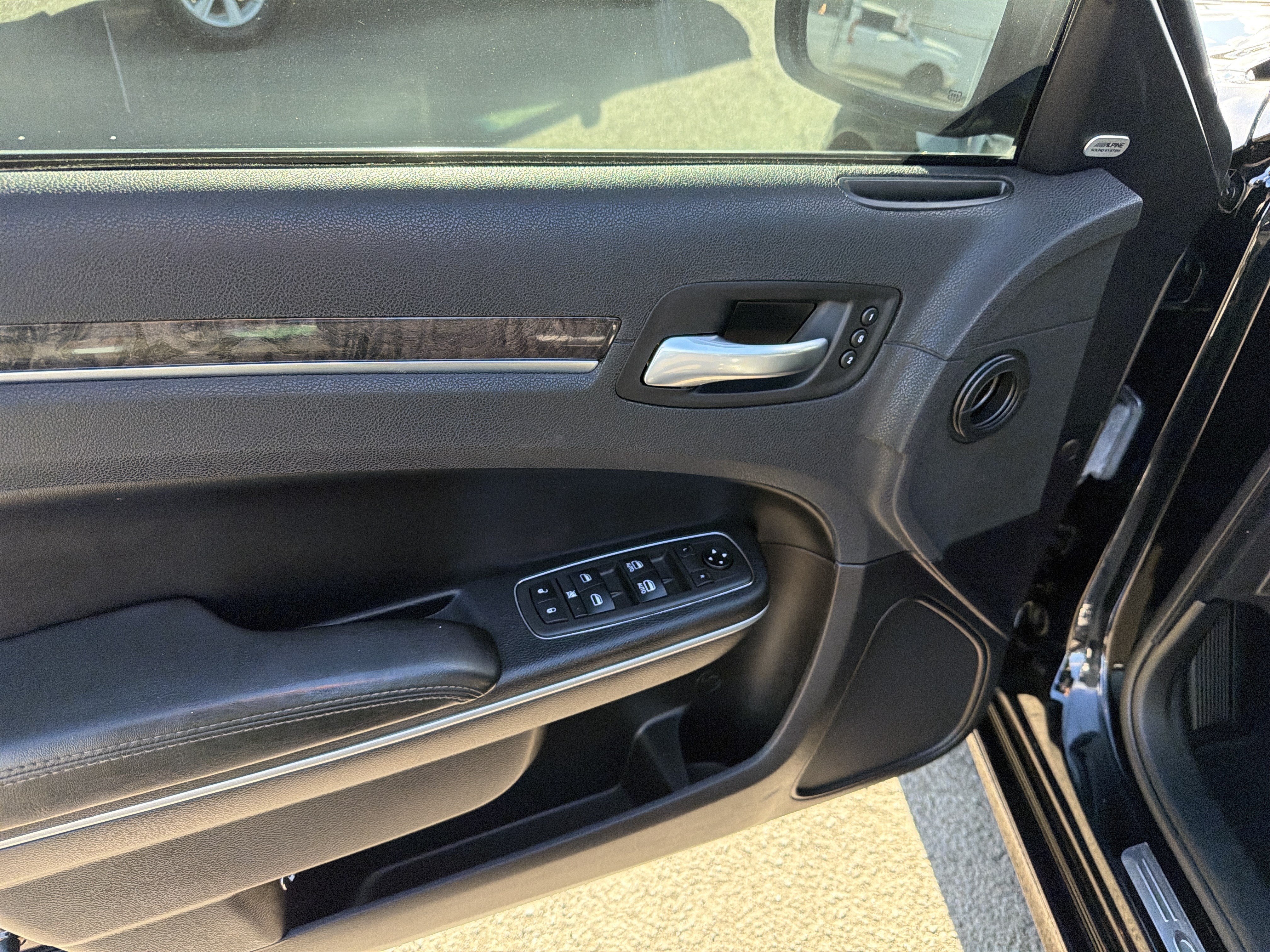 Used 2021 Chrysler 300 Touring L AWD/4WD image 14
