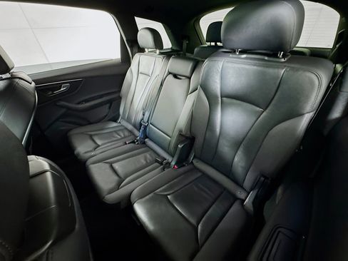 Used 2023 Audi Q7 2.0T Premium w/ Convenience Package image 23