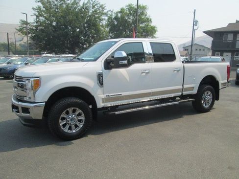 Used 2017 Ford F350 Lariat w/ Chrome Package AWD/4WD image 3