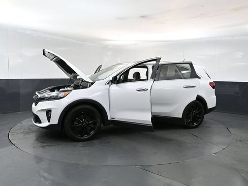 Used 2020 Kia Sorento EX AWD/4WD image 27