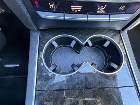 Used 2015 Mercedes-Benz E 400 4MATIC Coupe image 22