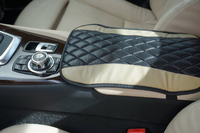 Used 2012 BMW Z4 sDrive28i RWD image 17
