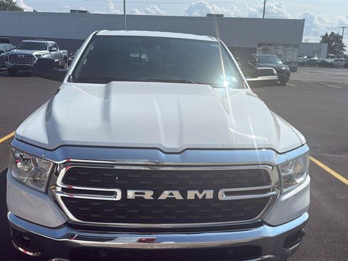 Used 2022 RAM 1500 Big Horn AWD/4WD image 3