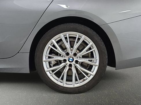 Used 2024 BMW 330i Sedan w/ Convenience Package RWD image 29