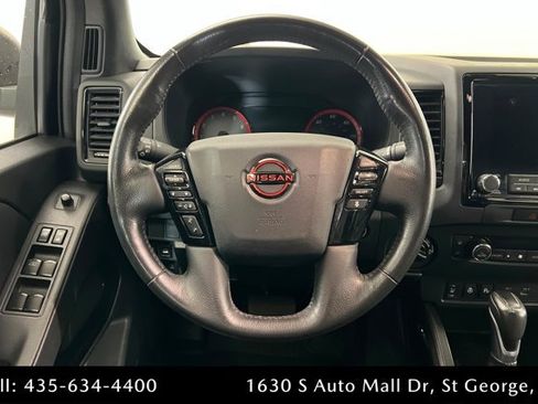 Used 2022 Nissan Frontier PRO-4X w/ Pro-4X Premium Package AWD/4WD image 12