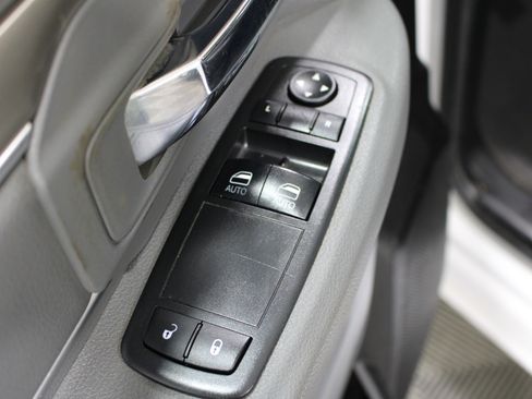 Used 2018 RAM 1500 Tradesman w/ Power & Remote Entry Group RWD image 7