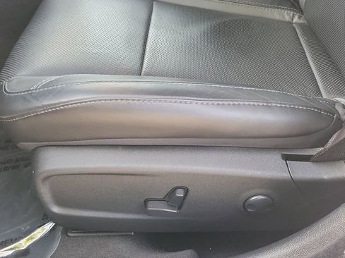 Used 2023 Dodge Charger SXT w/ Plus Group image 15