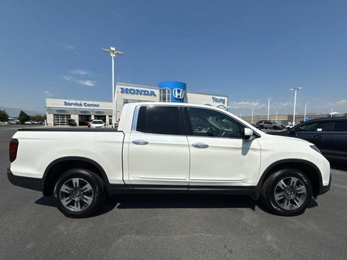 Used 2018 Honda Ridgeline RTL-E image 3